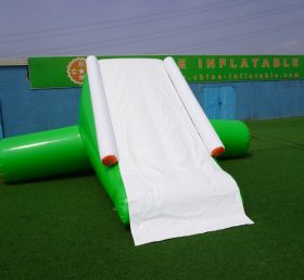 T10-122 Juego de deportes hidrodeslizadores inflables