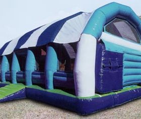 T11-614 Juego de desafío deportivo inflable