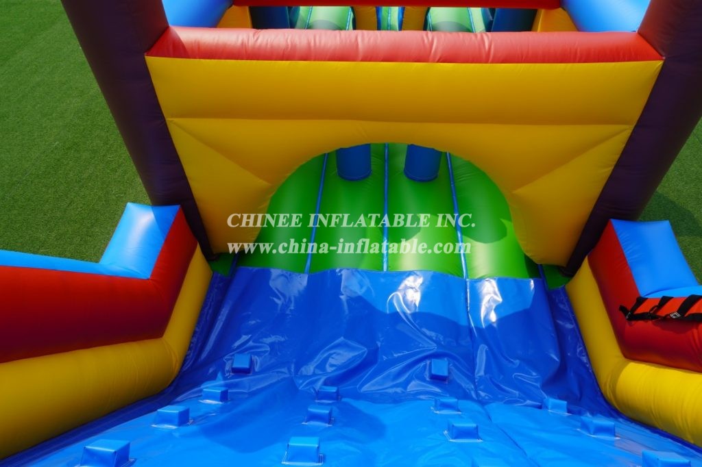 T7-404 Inflatable Soccer Ostacle Challenge Run