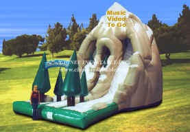 T8-169 Deslizamiento inflable de montaña