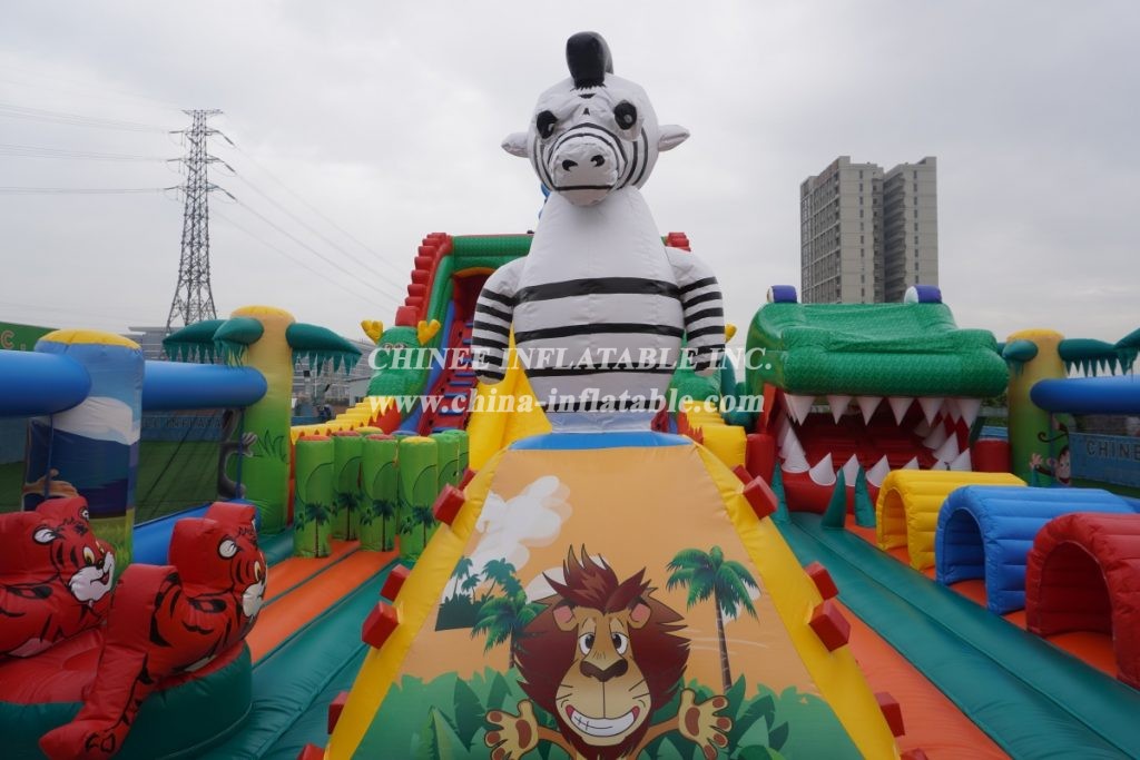 GF2-017 Jungle Theme Inflatable Funcity