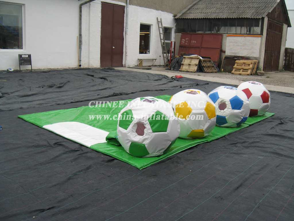 SS1-5 Adult Football Sumo Set 4 Suits 1 Mat