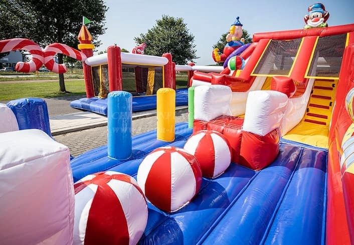 T6-807 Bounce World Circus Bounce House