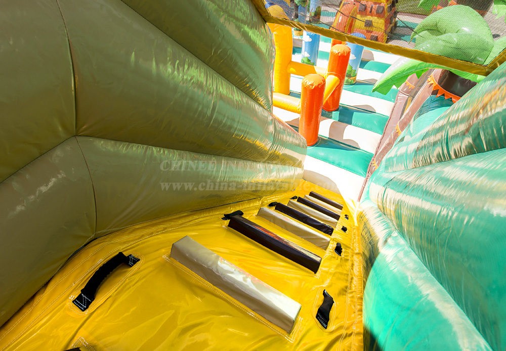 T6-813 Jungle World 15X10M