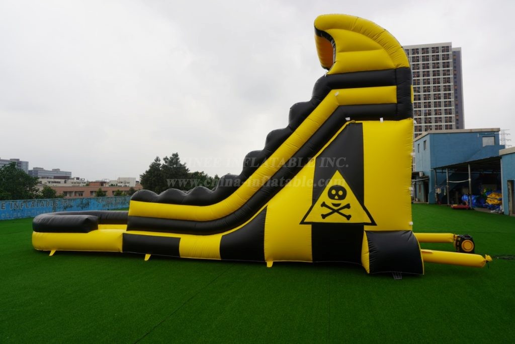 T8-4223 The Ultimate Toxic Rush Inflatable Water Slide