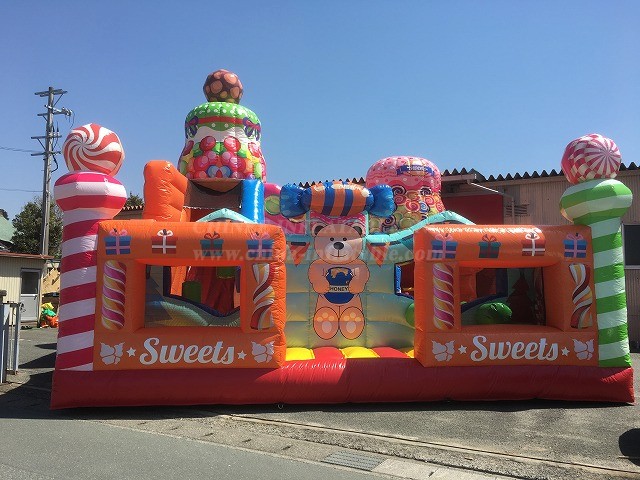 T6-887 Sweets Play Park