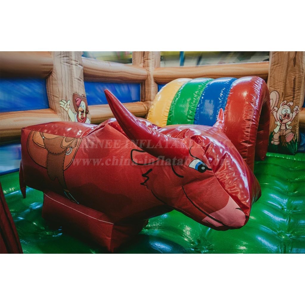 T2-4952 Farm Bounce House