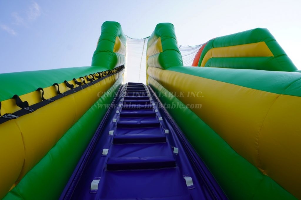 T8-5010 Giant Inflatable Slide With Extreme Jump