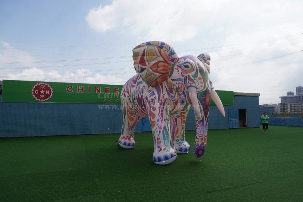 S4-508 Inflatable Cartoon Color Elephant