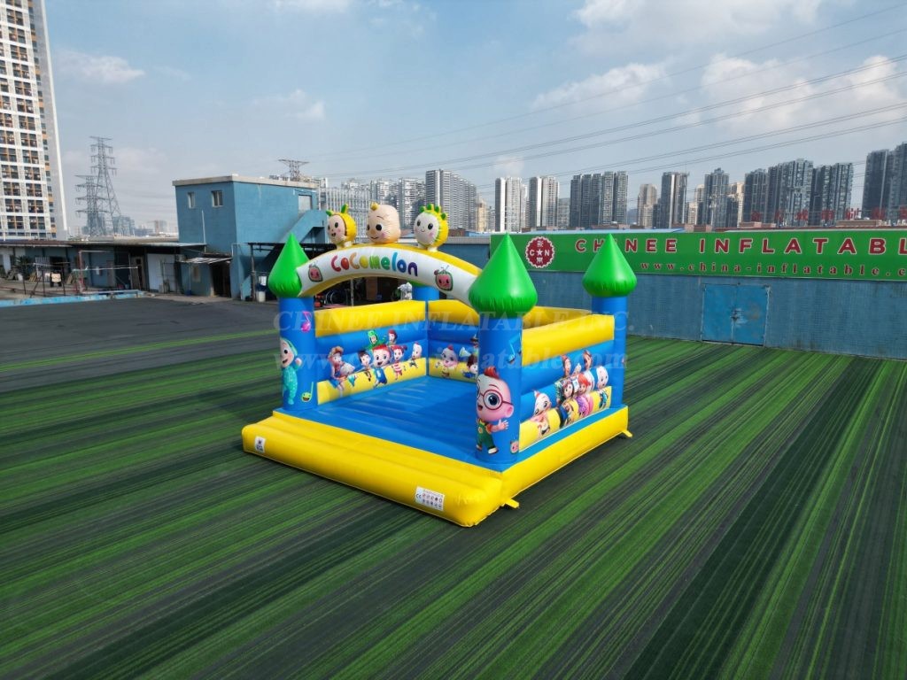 T2-8490 CoComelon Inflatable Castle